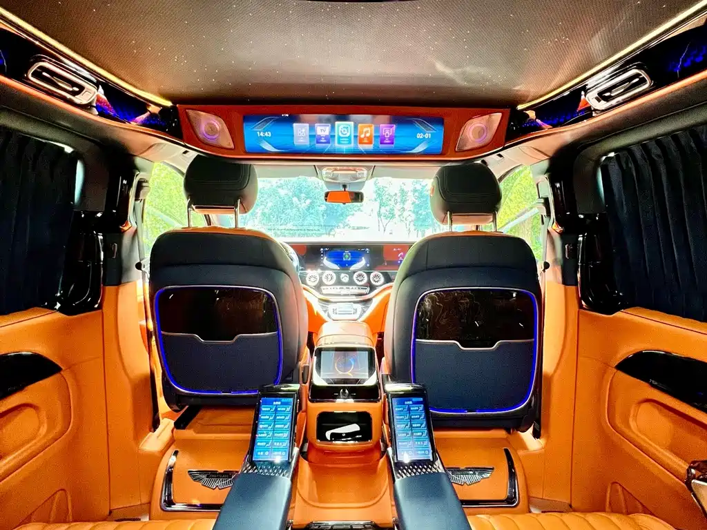Mercedes-Benz Vito 2024 — фото 14