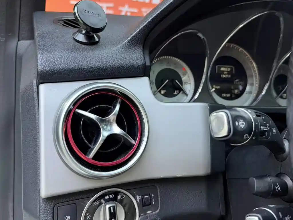 Mercedes-Benz GLK-Class 2015 — фото 10