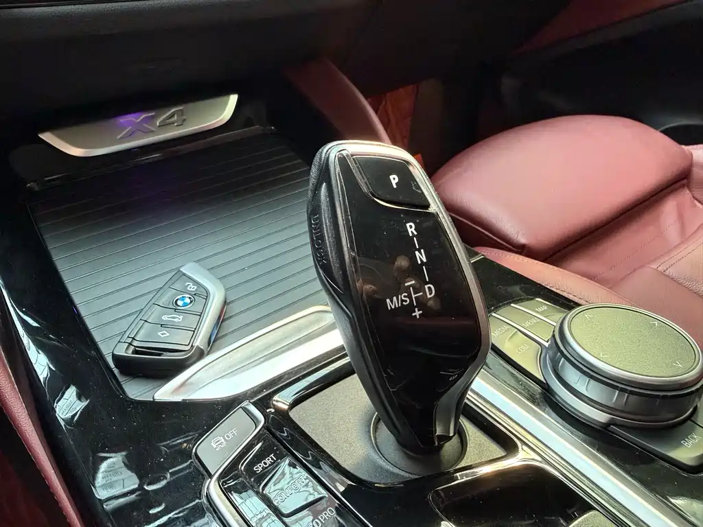 BMW X4 2020 — фото 12