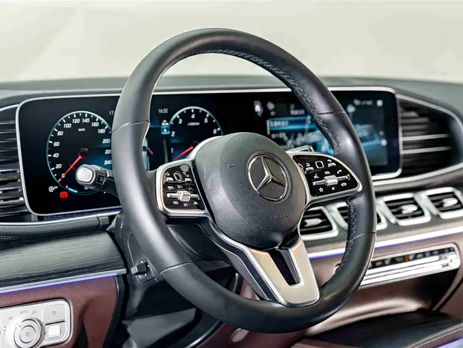 Mercedes-Benz GLE 2023 — фото 11