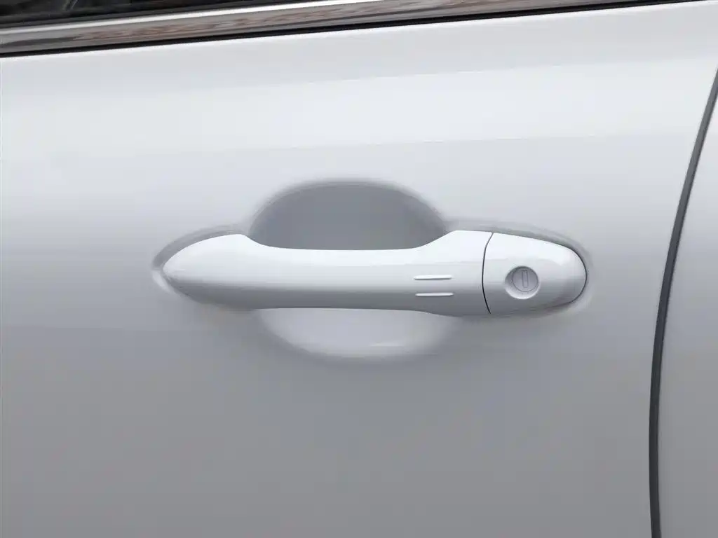 Geely Emgrand GS 2017 — фото 18