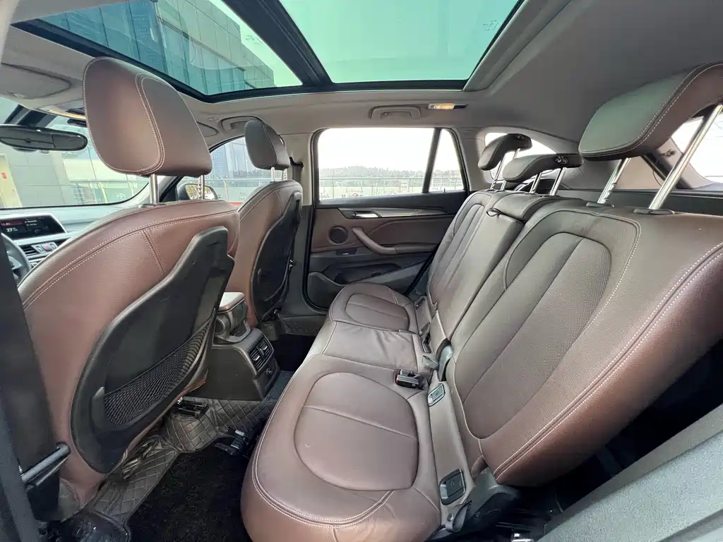BMW X1 2018 — фото 17