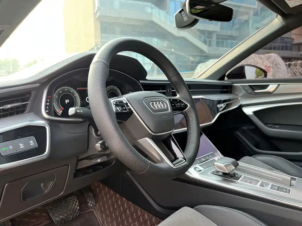 Audi A6L 2021 — фото 11