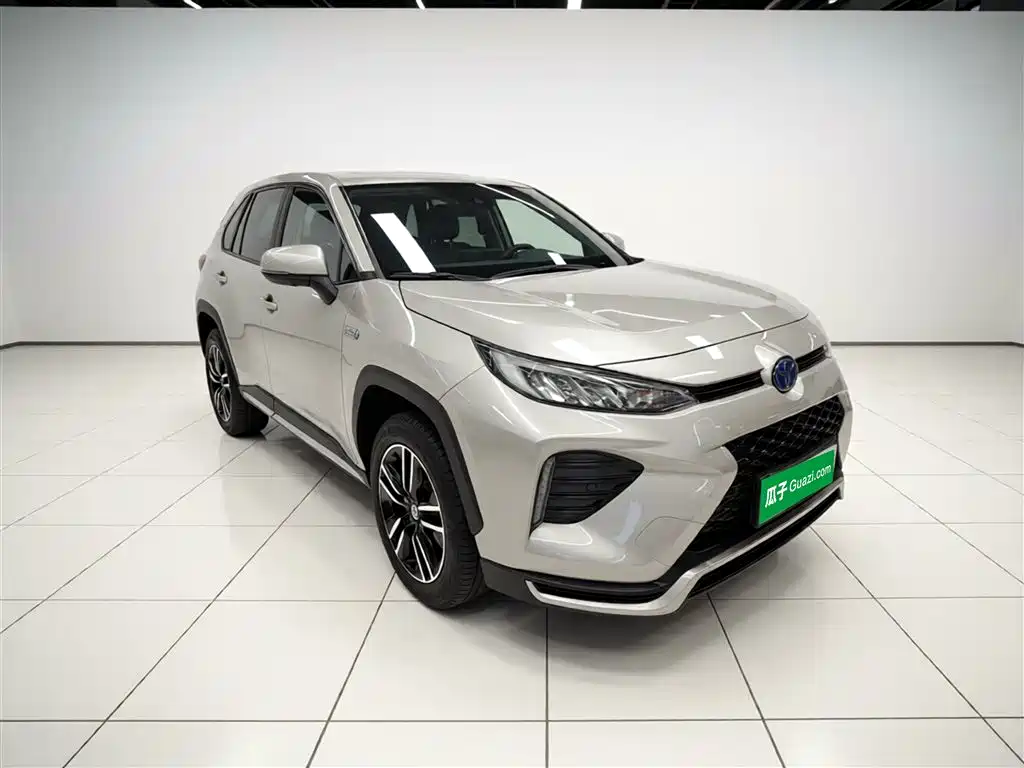 Toyota Wildlander New Energy 2023 — фото 4
