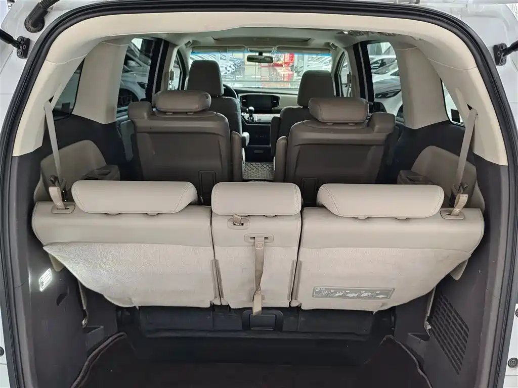 Honda Odyssey 2017 — фото 16