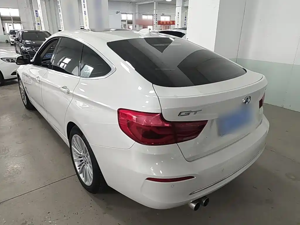 BMW 3 Series GT 2018 — фото 5