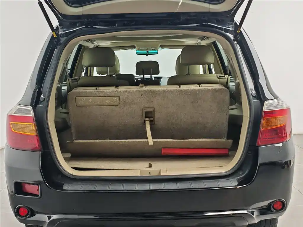 Toyota Highlander 2010 — фото 16