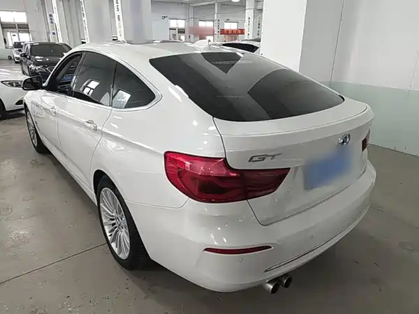 BMW 3 Series GT 2018
