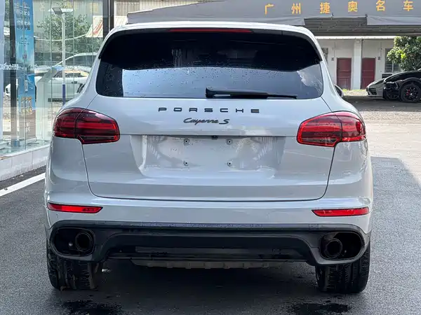 Porsche Cayenne 2014