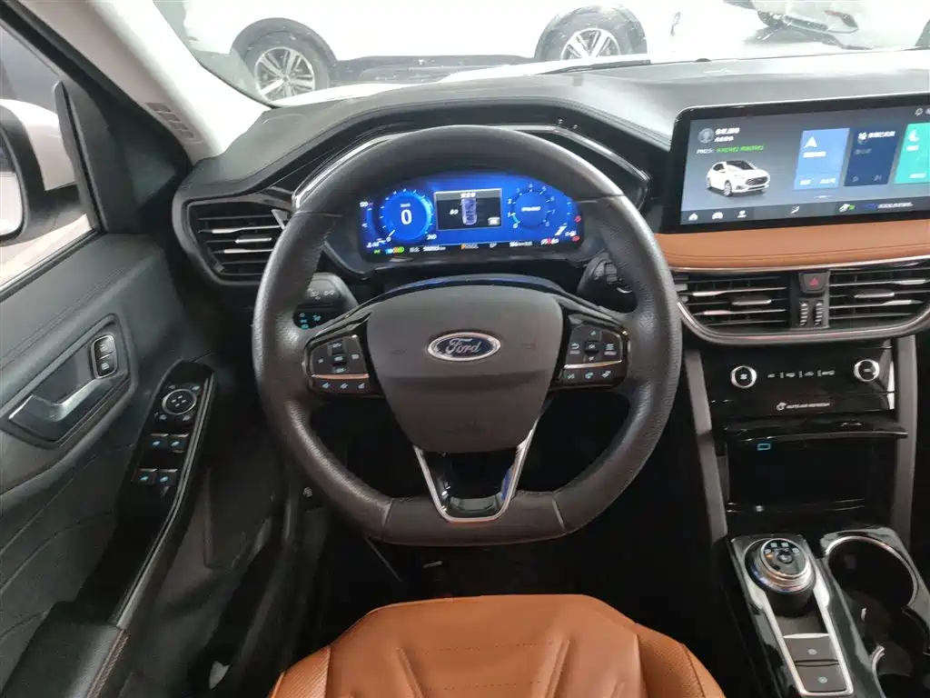 Ford Escape 2021 — фото 11