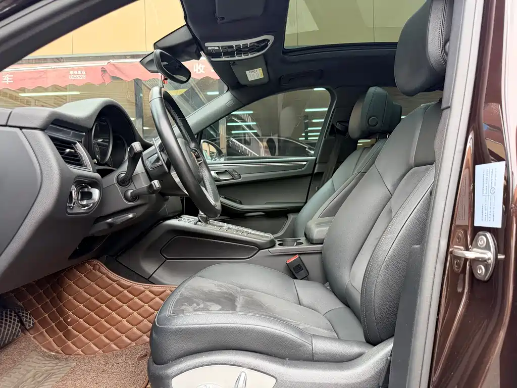 Porsche Macan 2018 — фото 6