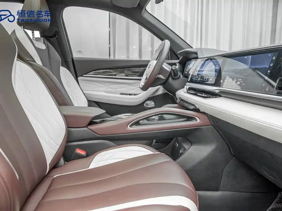 Geely Xingyue L 2022 — фото 15