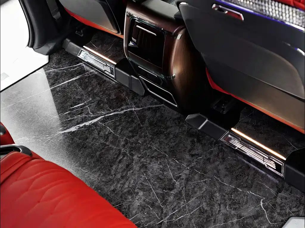Toyota Granvia — фото 19