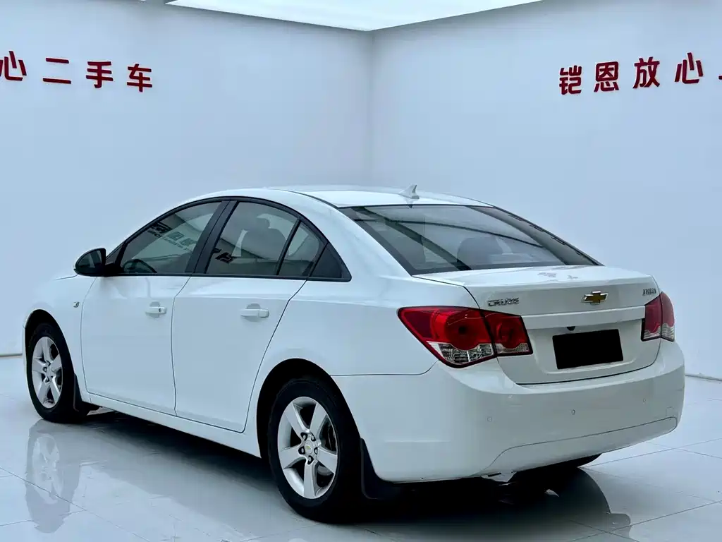 Chevrolet Cruze 2013 — фото 11