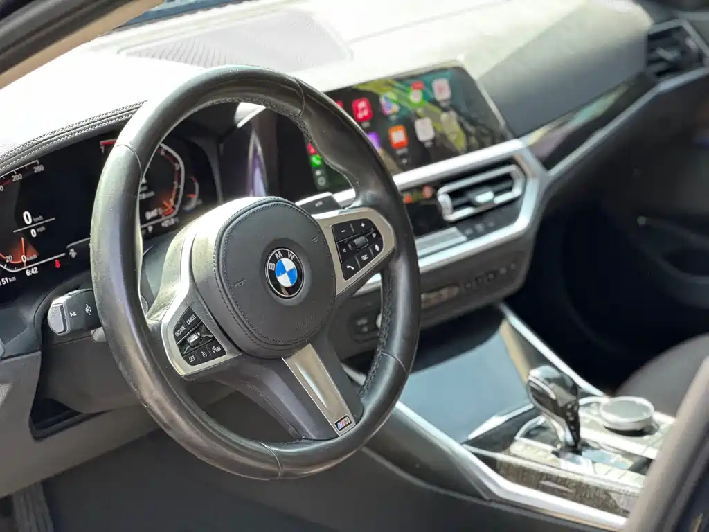 BMW 3 Series 2021 — фото 10