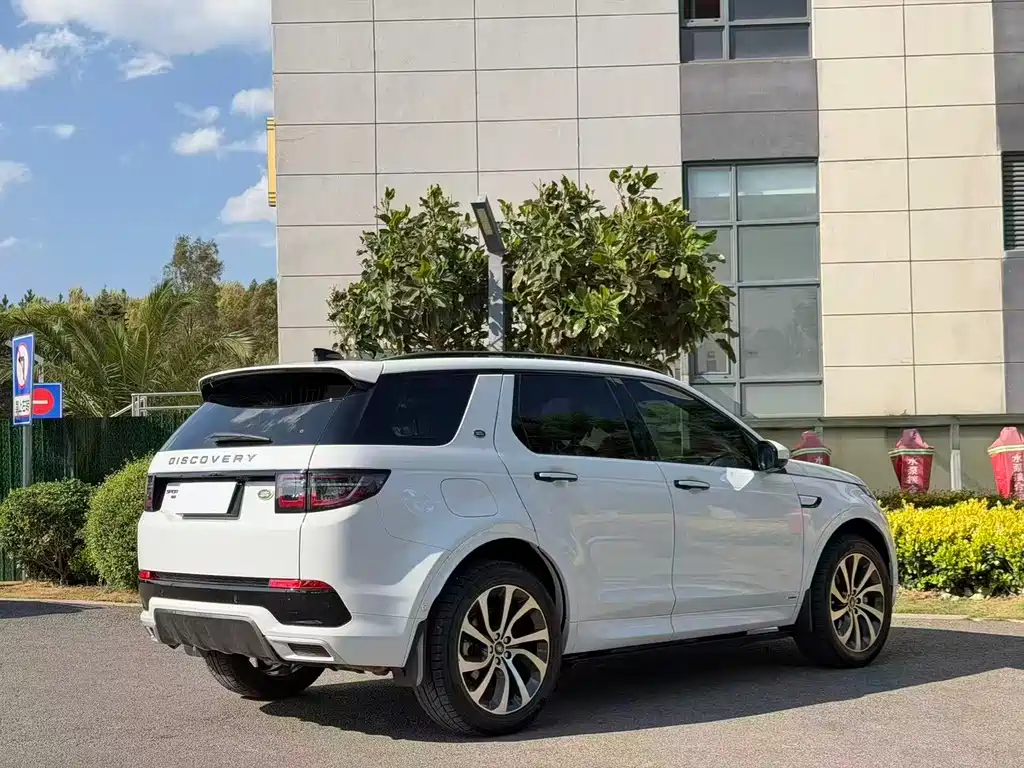 Land Rover Discovery Sport 2020 — фото 7