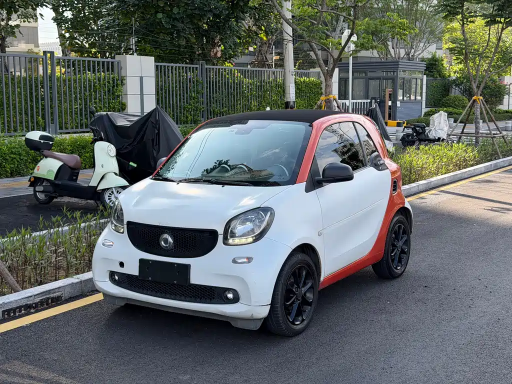 smart fortwo 2018