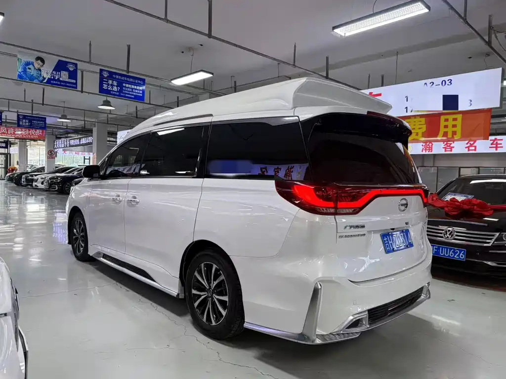 GAC Motor Trumpchi M8 2024 — фото 6