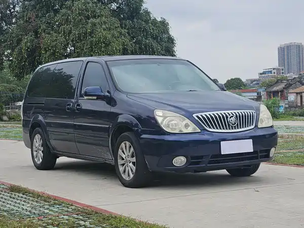 Buick GL8 2011