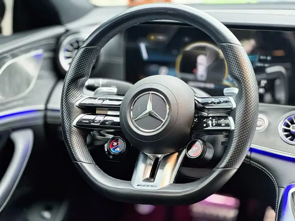 Mercedes-Benz AMG GT 2022 — фото 13