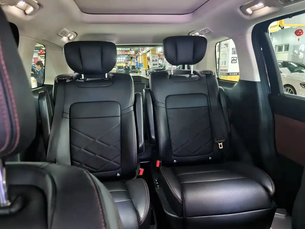GAC Trumpchi E8 PHEV 2024 — фото 19