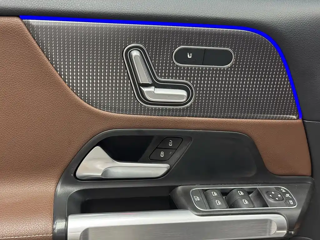 Mercedes-Benz GLB 2022 — фото 15