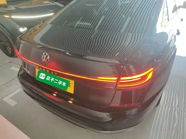 Volkswagen Passat 2022