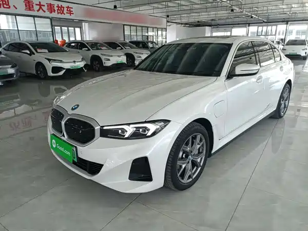BMW i3 2024