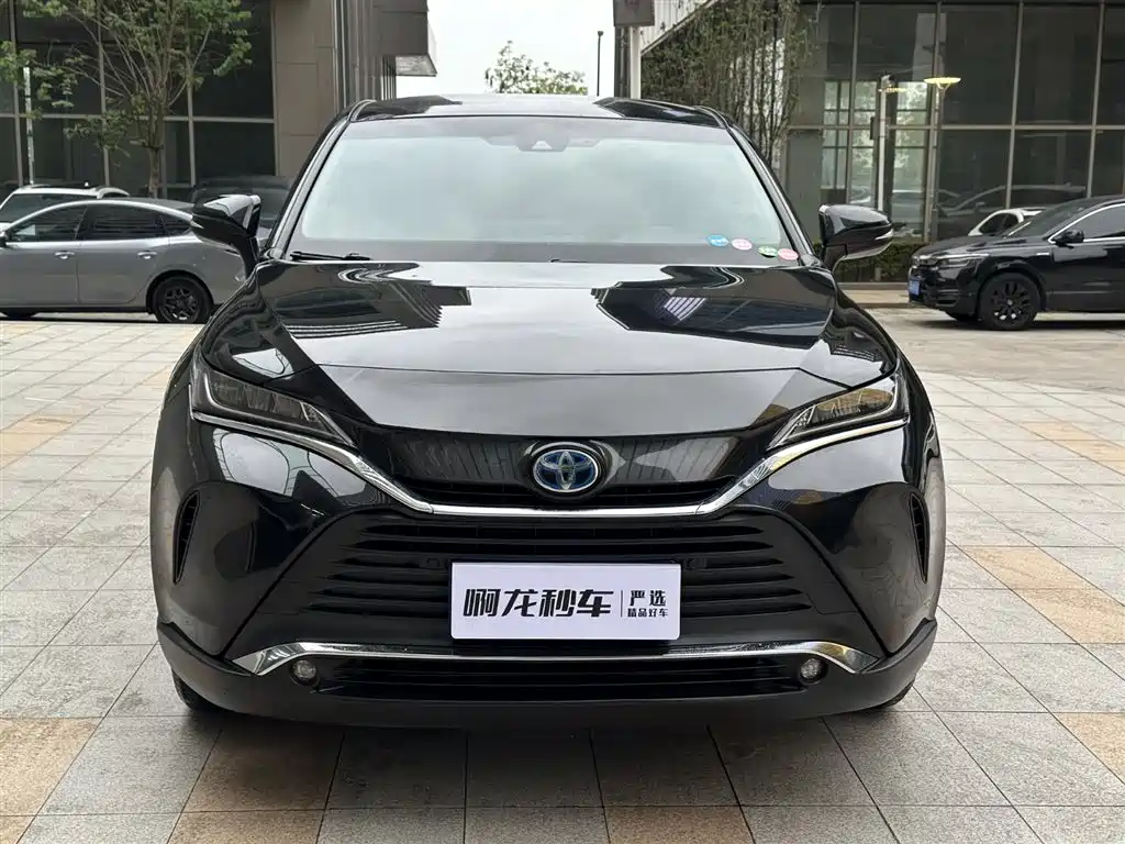Toyota Harrier 2023 — фото 3