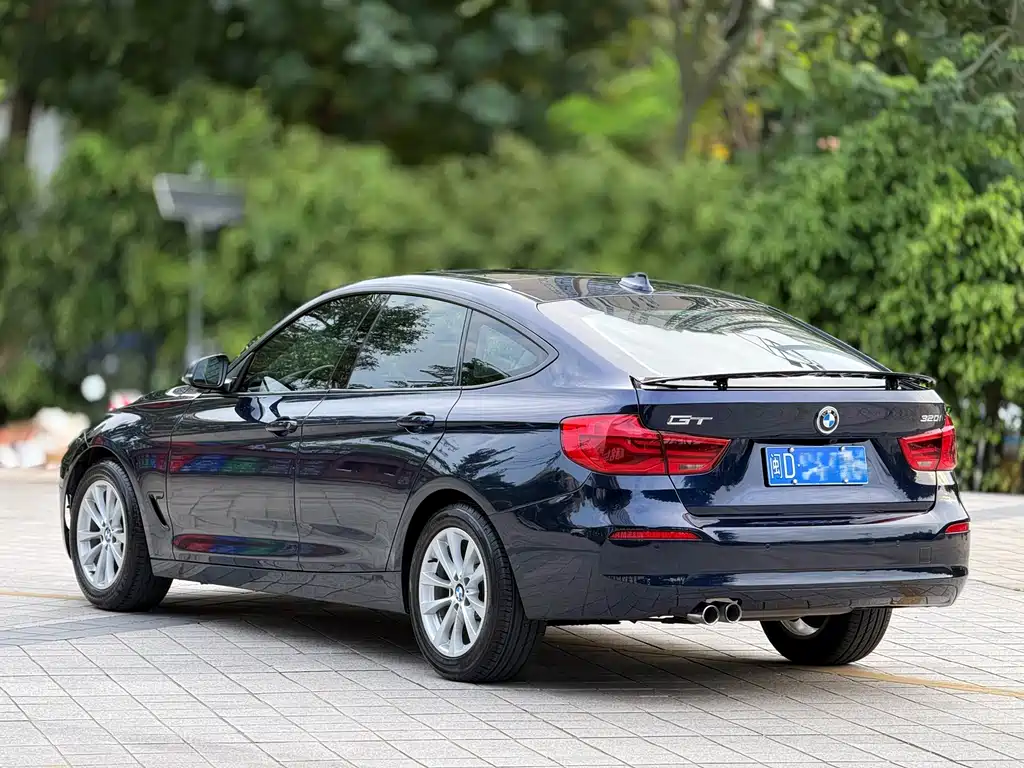 BMW 3 Series GT 2017 — фото 6