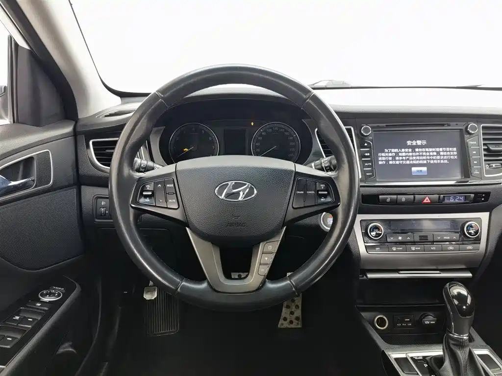 Hyundai Mistra 2014 — фото 11
