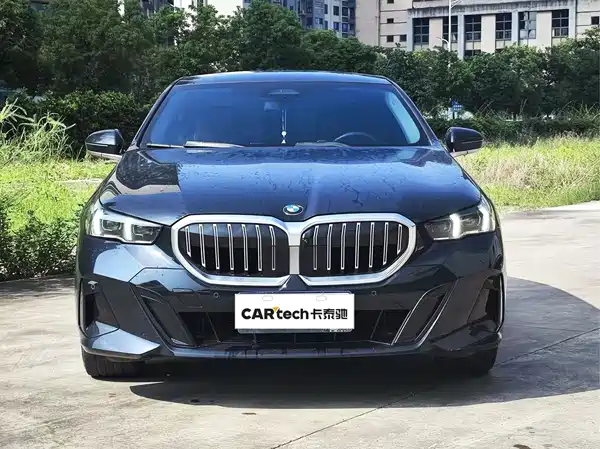 BMW 5 Series 2024