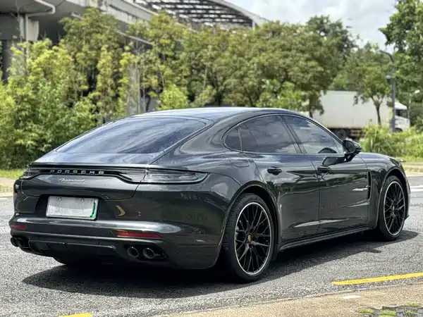 Porsche Panamera New Energy 2023