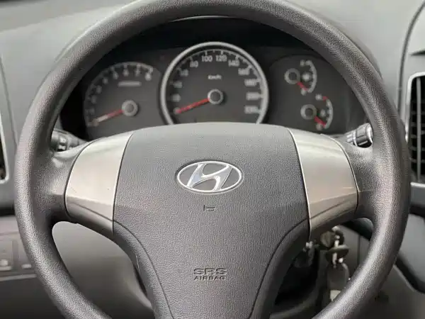 Hyundai Yuedong 2013
