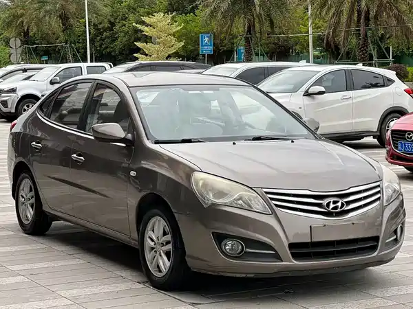 Hyundai Yuedong 2013