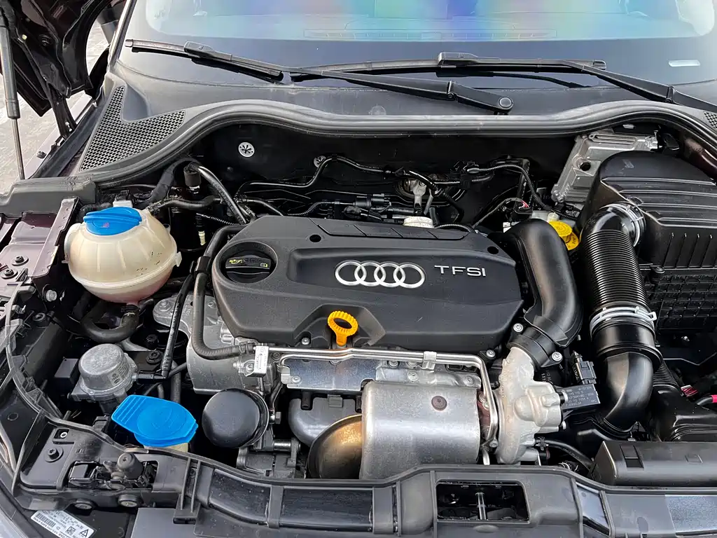 Audi A1 2014 — фото 26