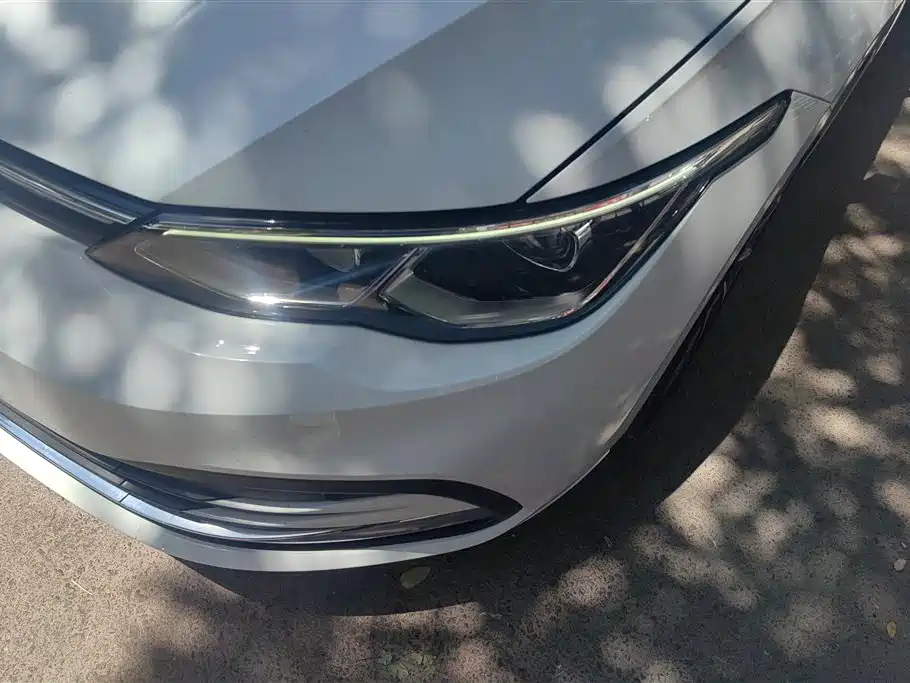 Volkswagen Golf 2022