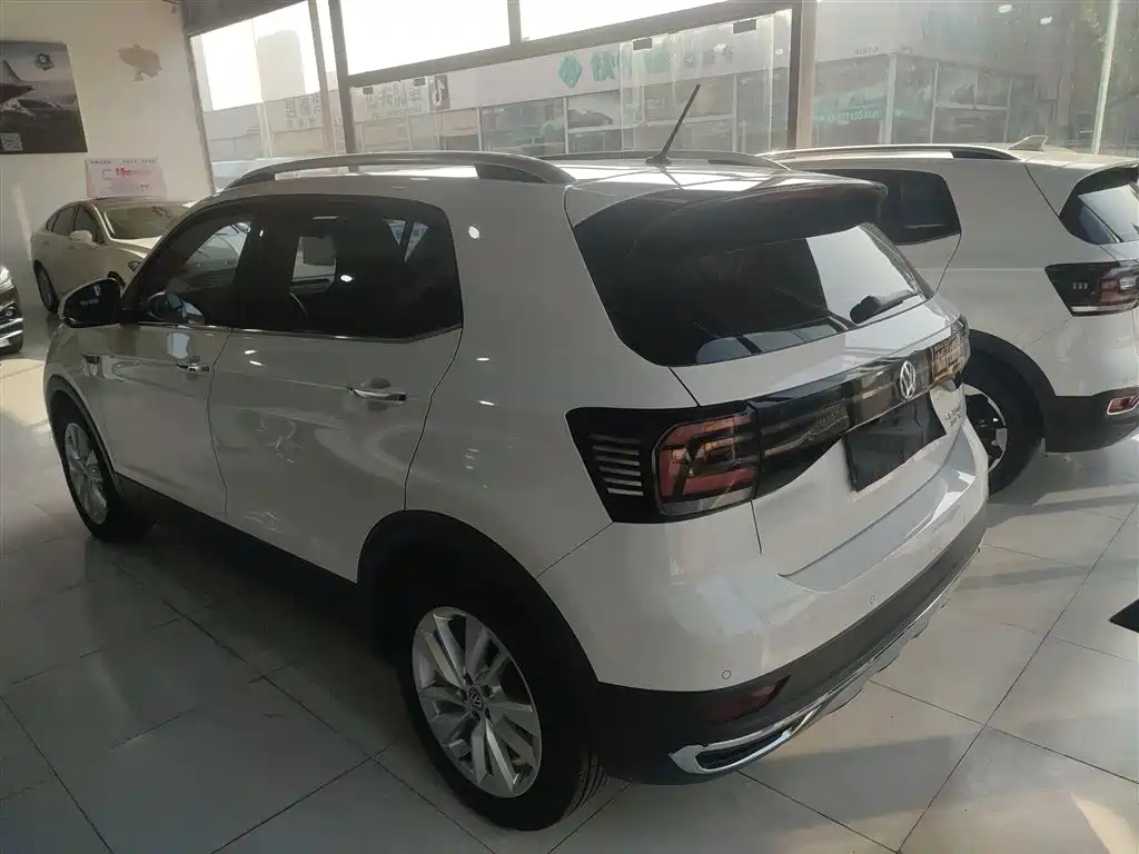 Volkswagen T-Cross 2019 — фото 5