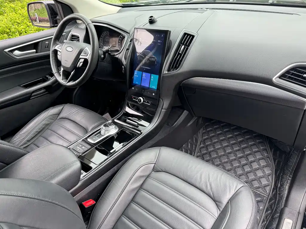 Ford Edge 2020 — фото 15