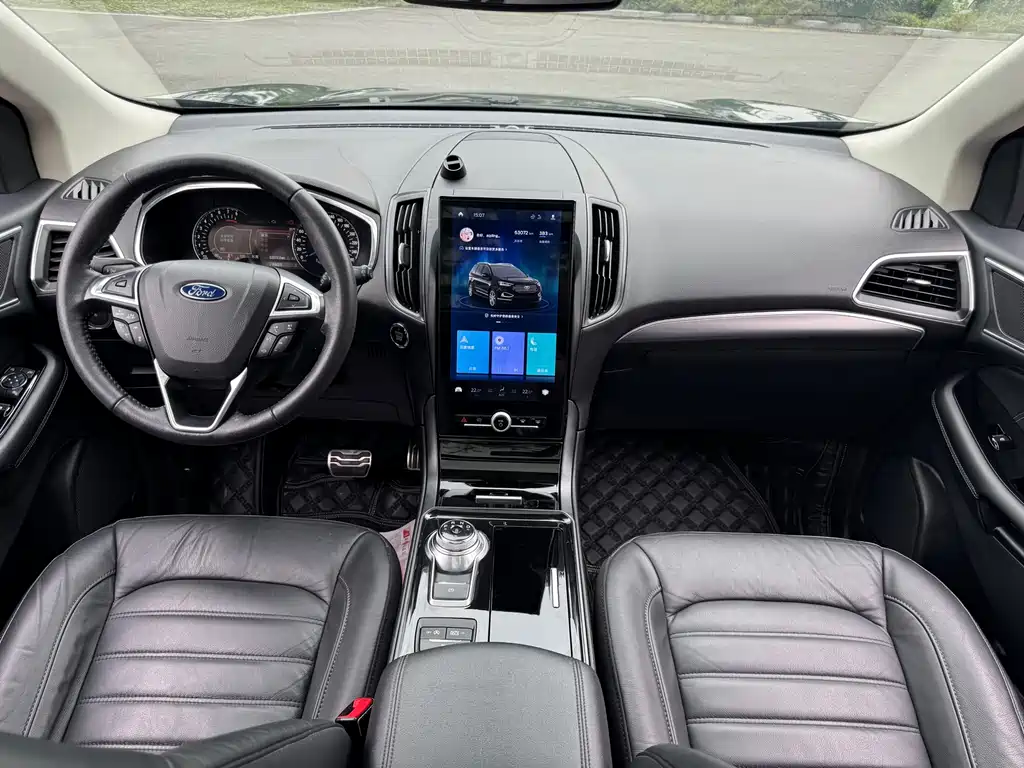 Ford Edge 2020 — фото 13