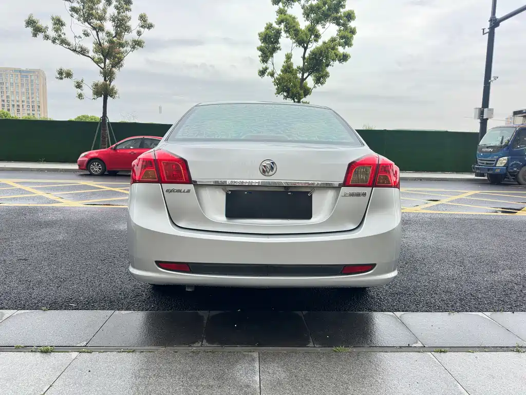 Buick Excelle 2016