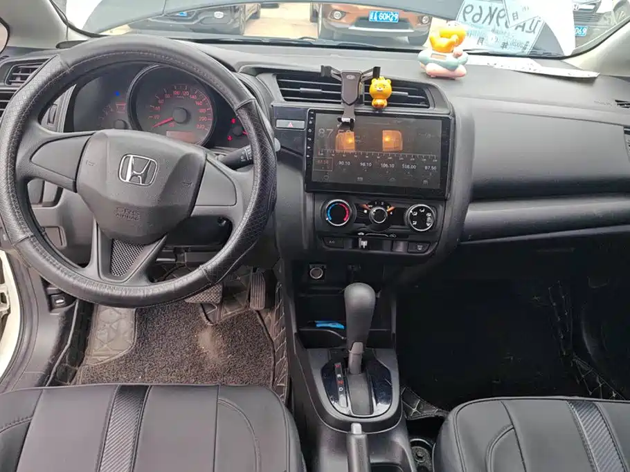 Honda Fit 2019 — фото 12