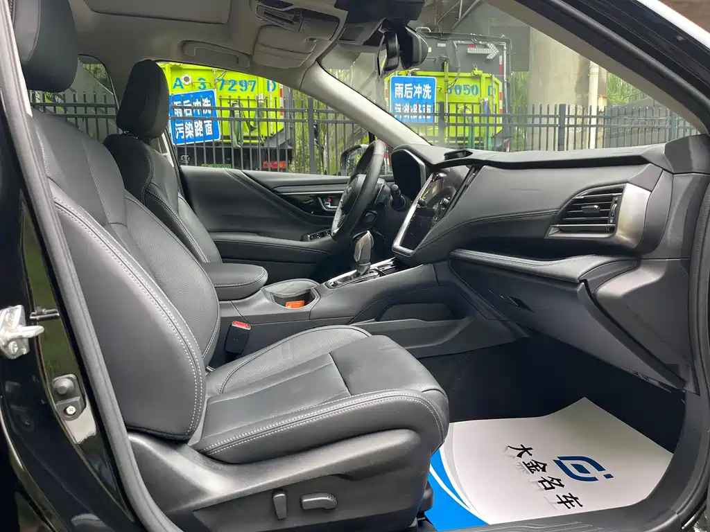 Subaru Outback 2021 — фото 10