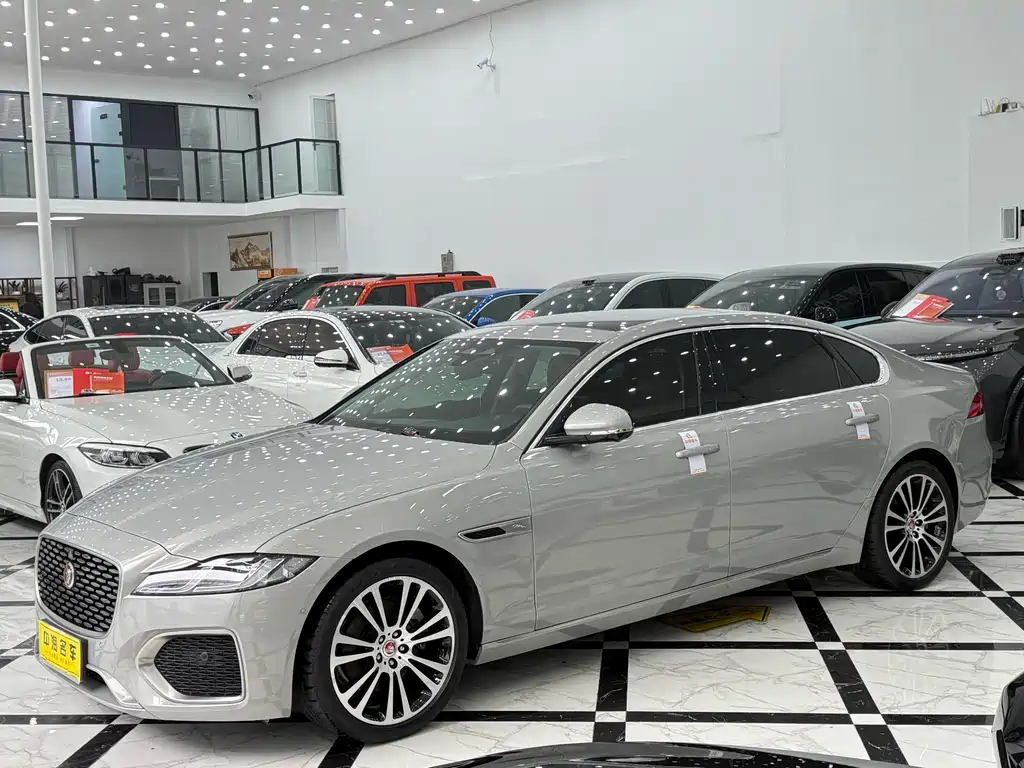 Jaguar XFL 2025