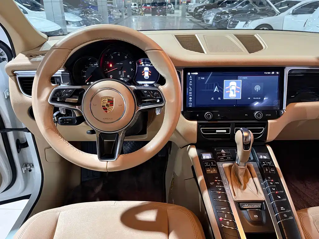 Porsche Macan 2015 — фото 8