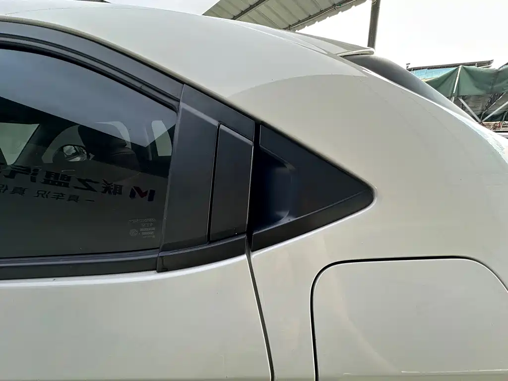 Honda Vezel 2023 — фото 36