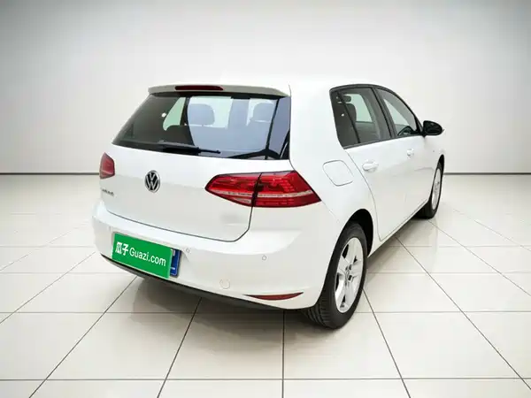 Volkswagen Golf 2016