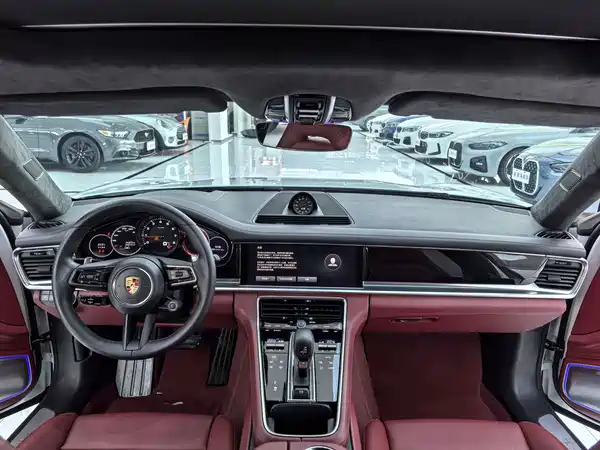 Porsche Panamera 2023