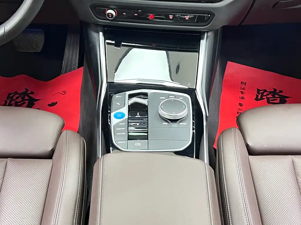 BMW i3 2022 — фото 23