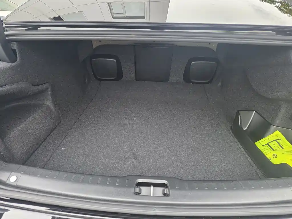 Volvo S90 PHEV 2025 — фото 12